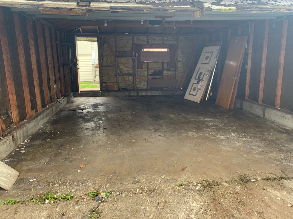 Garage Clean Out (After)