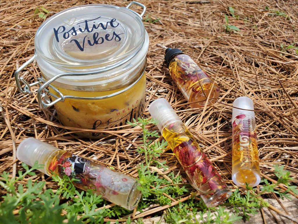 Simply Royal body products