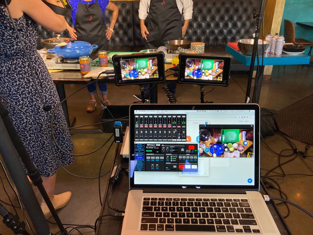 Multi-cam live streaming