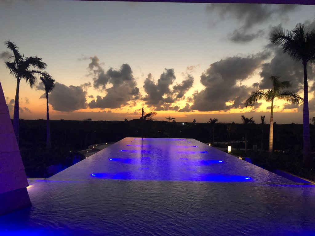 Sunset - Atelier Playa Mujeres