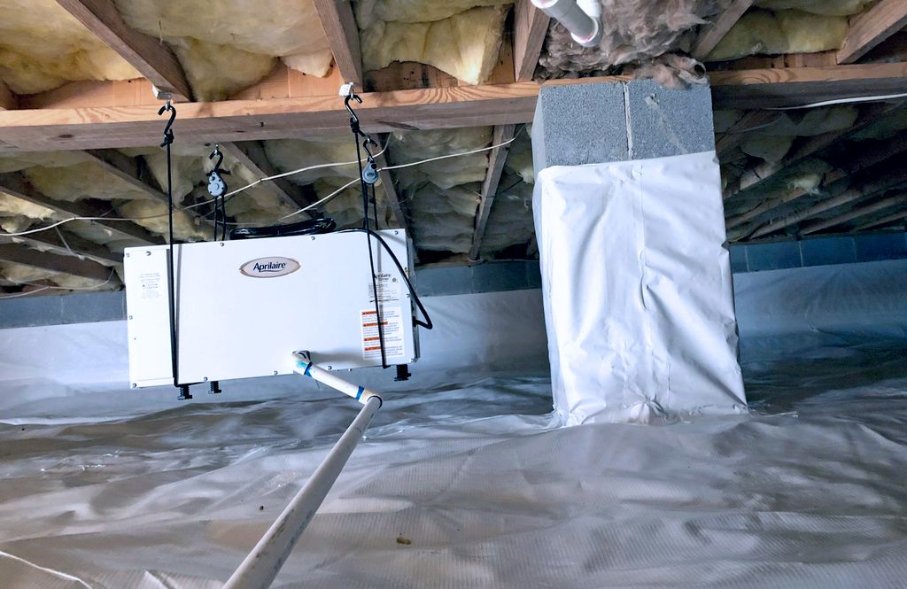 Crawlspace Encapsulation with Dehumidification Sys