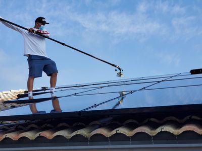 Avatar for López  Solar Panel Cleaning