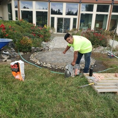 Avatar for Juan's   Landscaping  & Construction