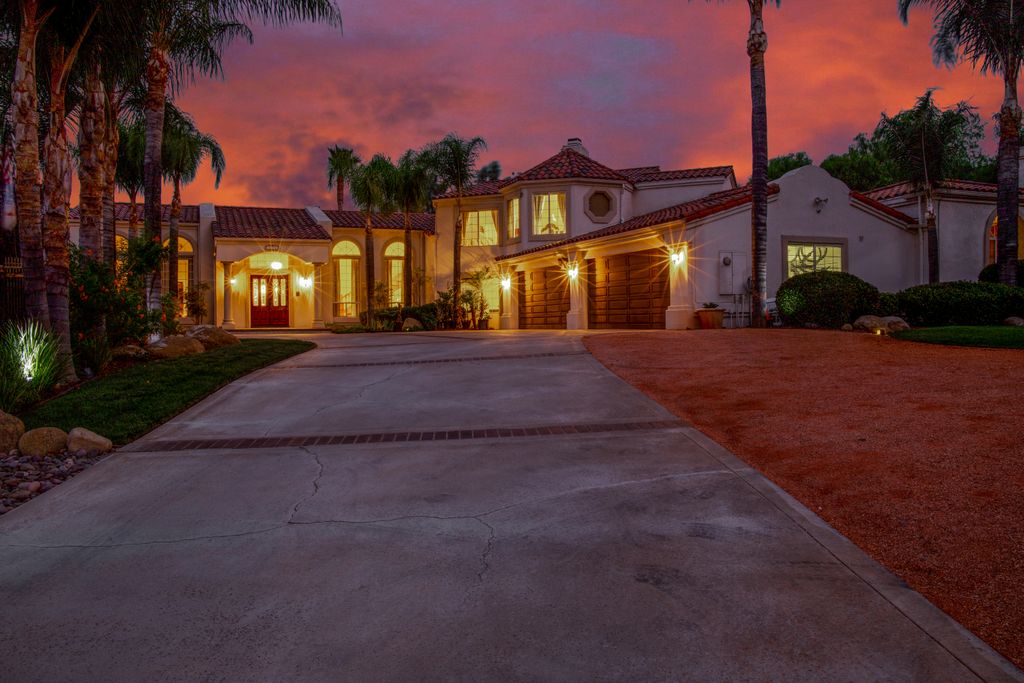Murrieta Estate with Night Shot!