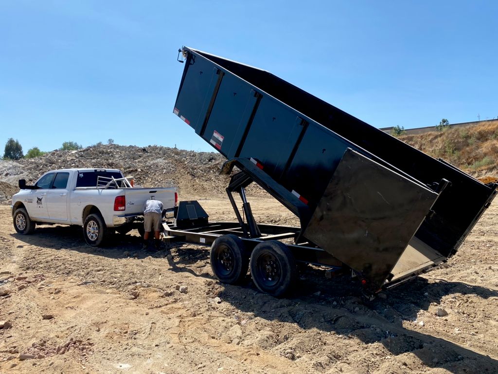 Cheap! Junk/Trash/ Removal SAME DAY SERVICE !!