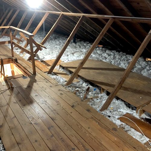 Attic Clean out and Removal Of Junk (AFTER)