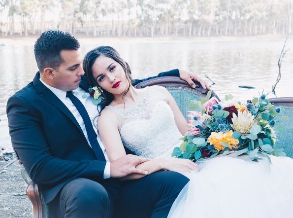 We work with diffrent style of brides. Tell us wha