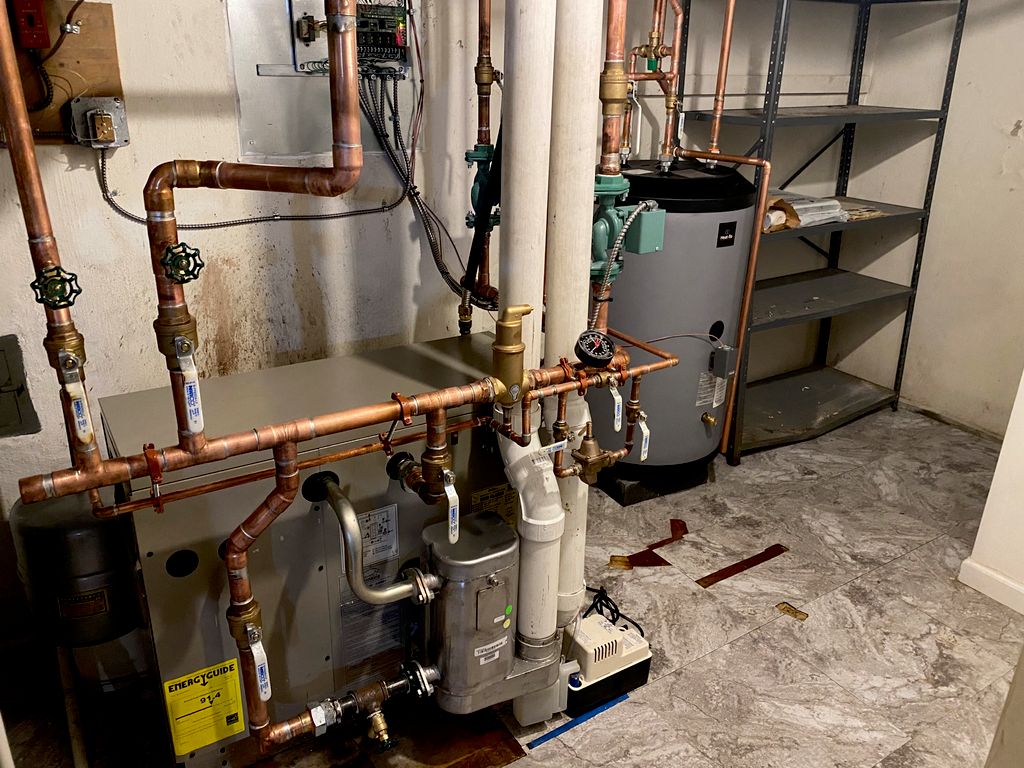 Oil to gas conversion with hot water maker Jenkint