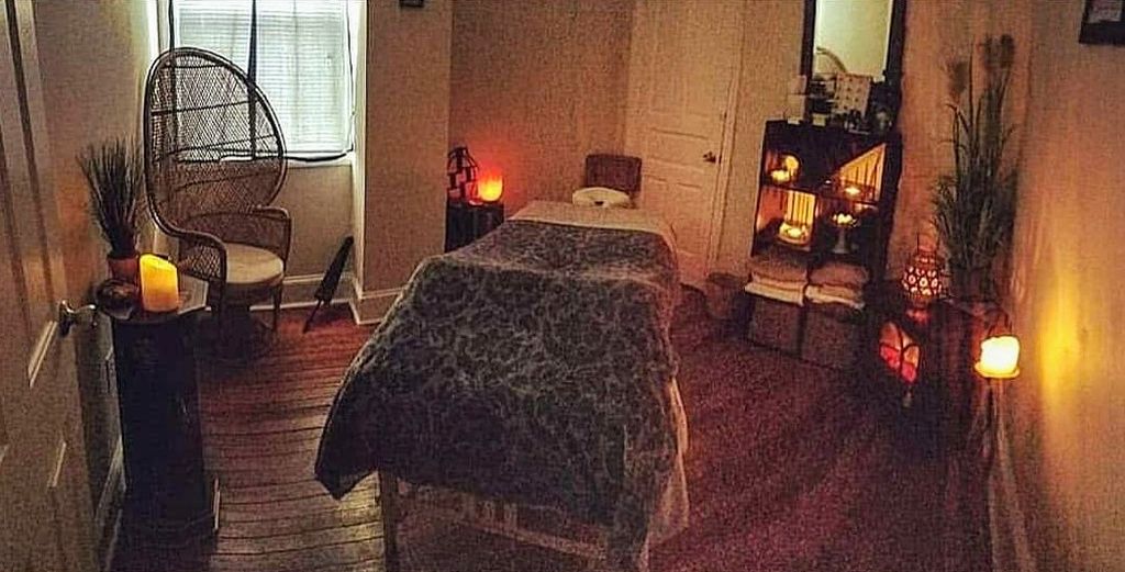 The Treatment Room (Includes free Aromatherapy and