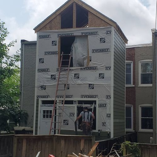 Hardie Siding going up on new addition