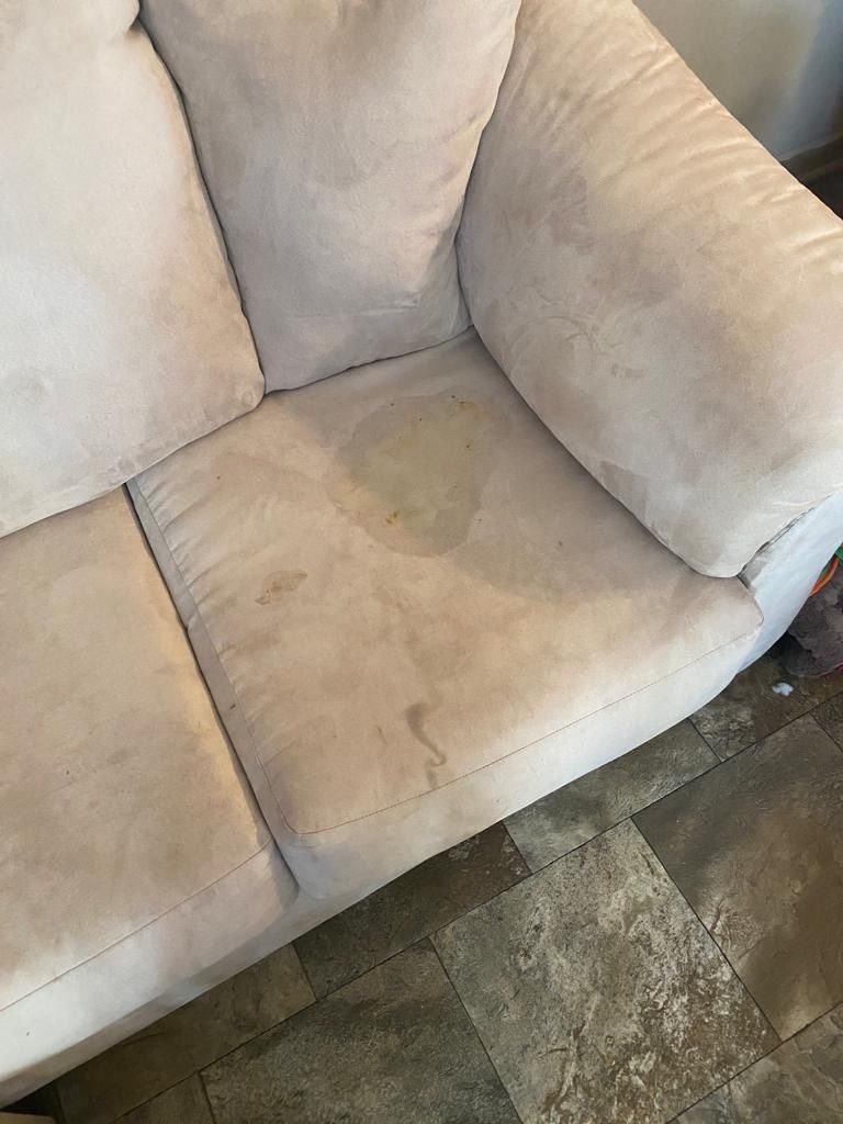Upholstery cleaning / before