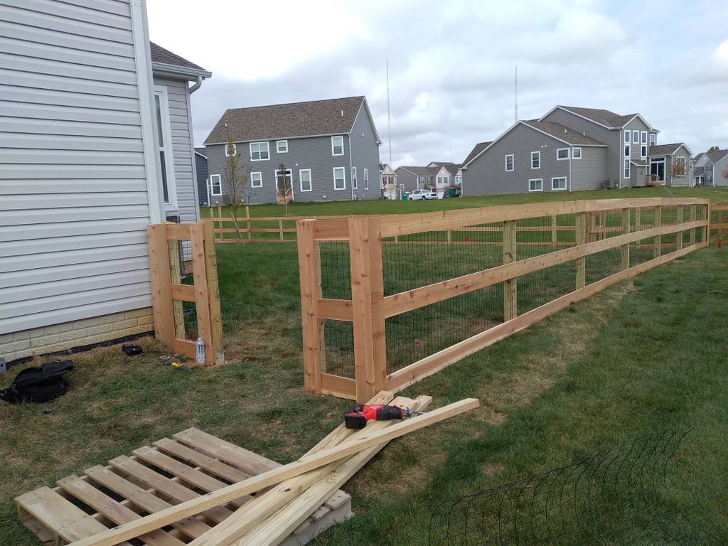  4 Foot Cedar Fence with wire