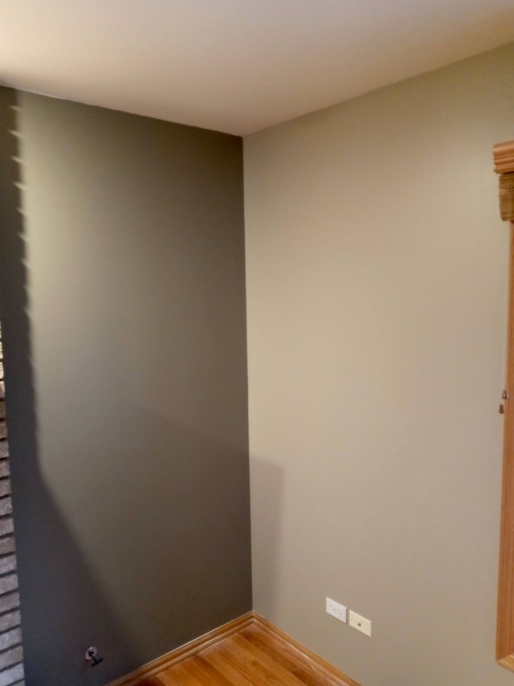 Two different colors, used no tape to cut in. 
