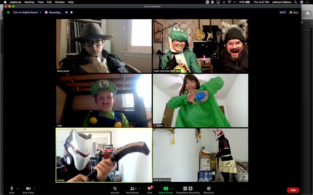 A shot of some of our students this Halloween! Thi