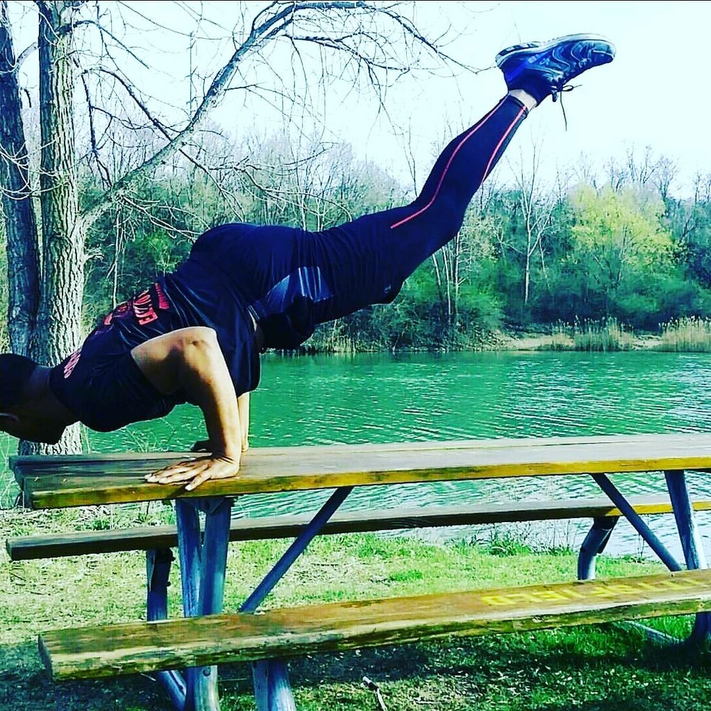 Yoga hand balancing 