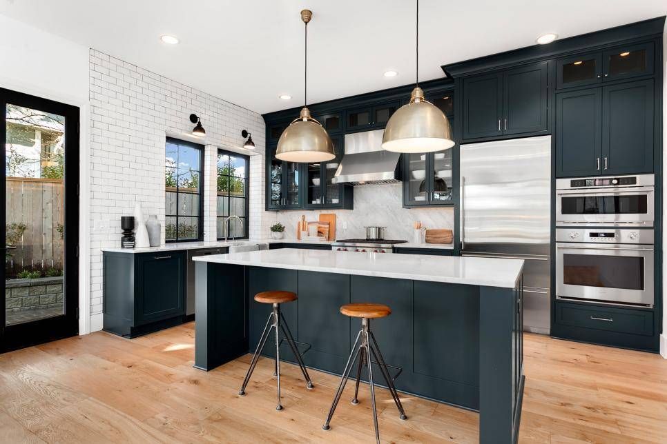A beautifully scrubbed kitchen by Rachel