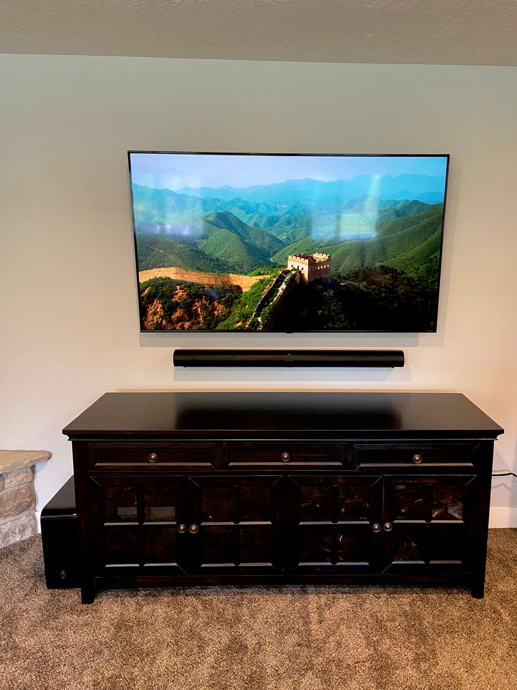 TV mounting with Sound bar