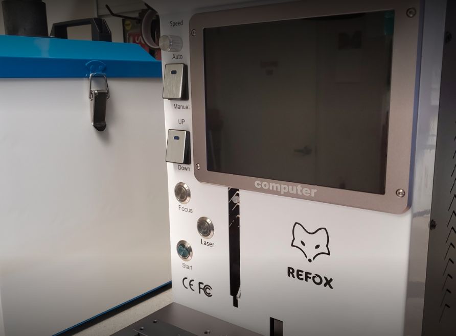 Back glass laser machine 