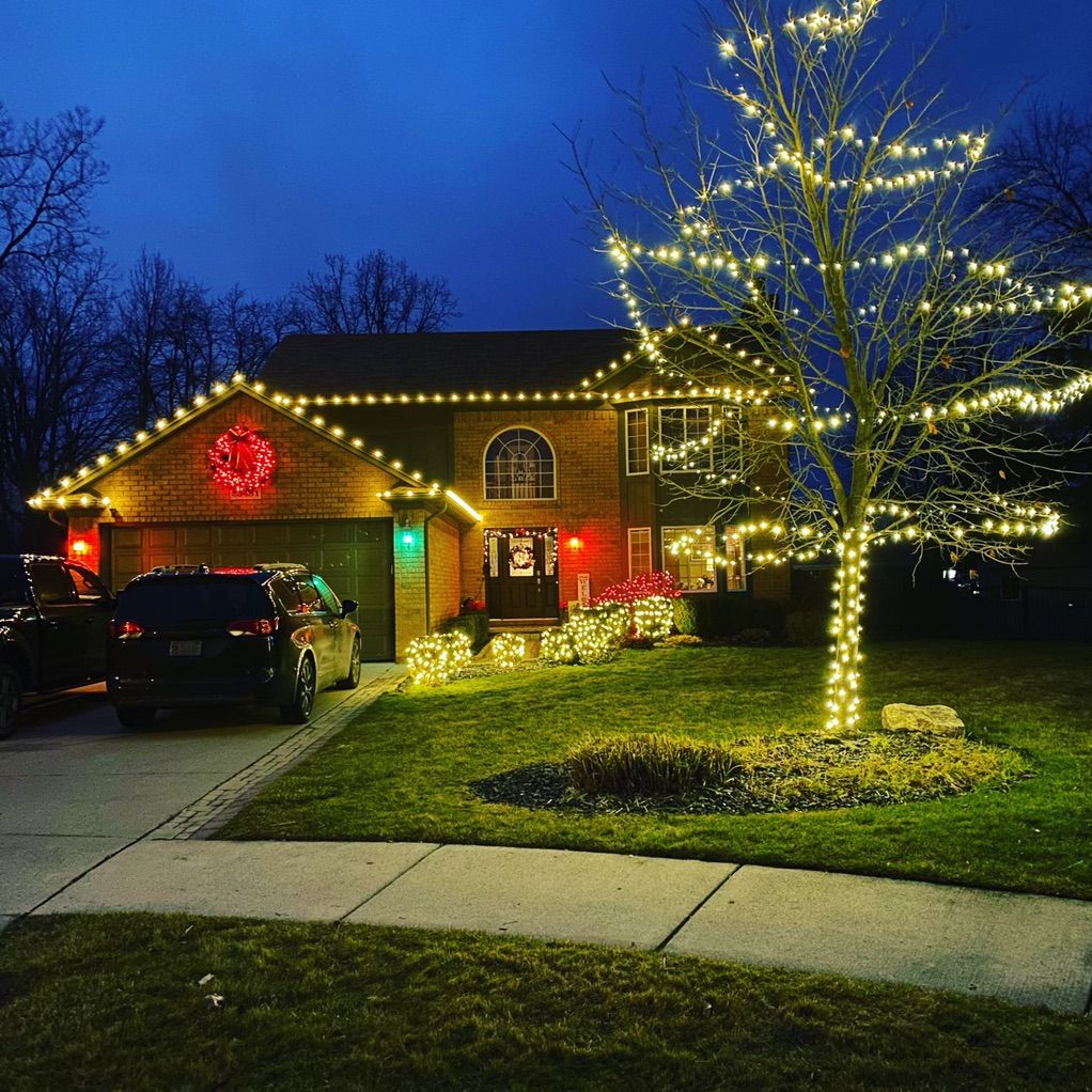 Warm white roofline in Macomb,Mi