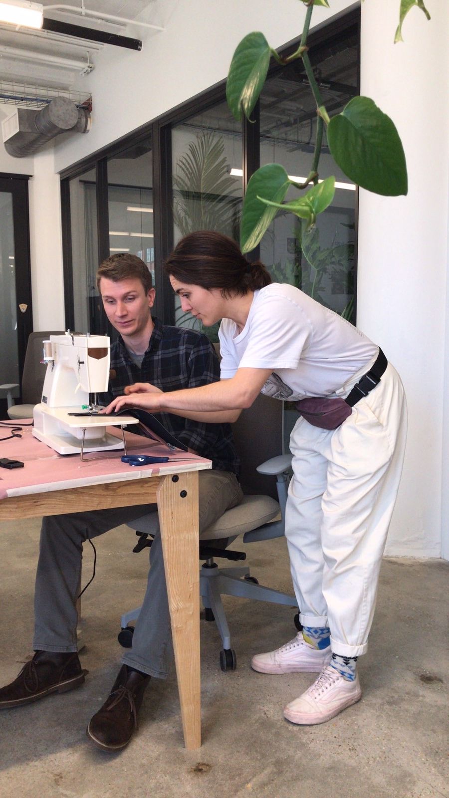 Teaching a sewing workshop (Pre-Covid hence no mas