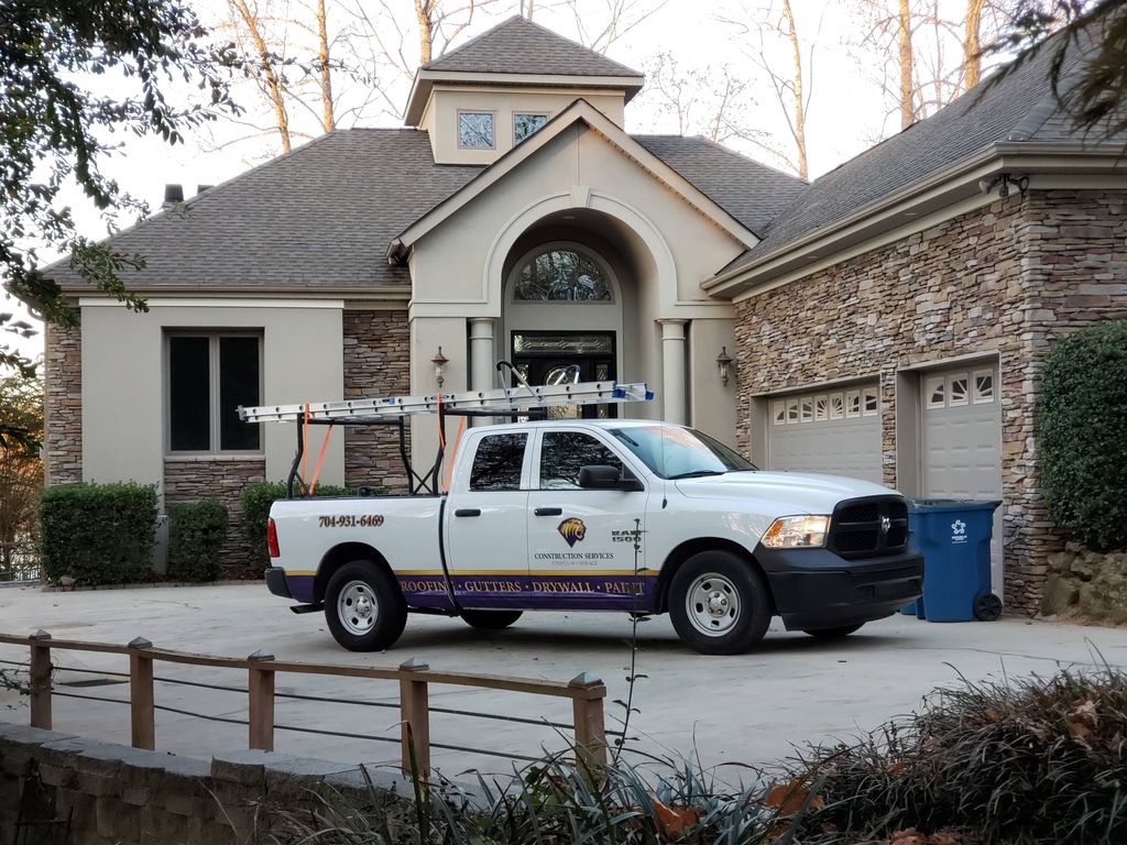 Roof Repair & Gutter Cleaning 