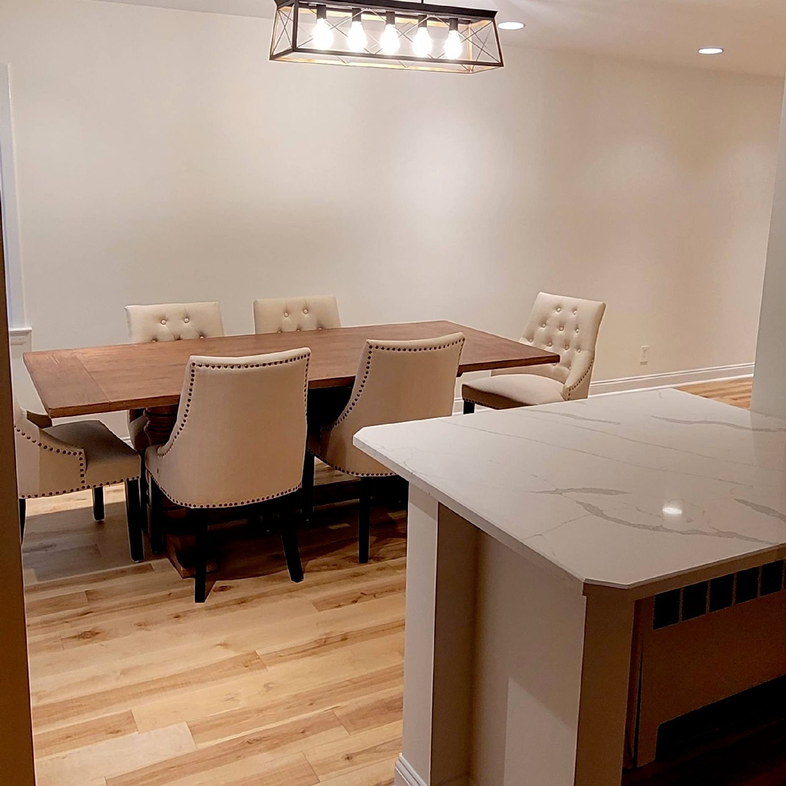 Home remodeling services image