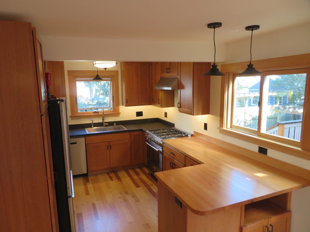 Hickory floors, paperstone & clear fir tops, stain