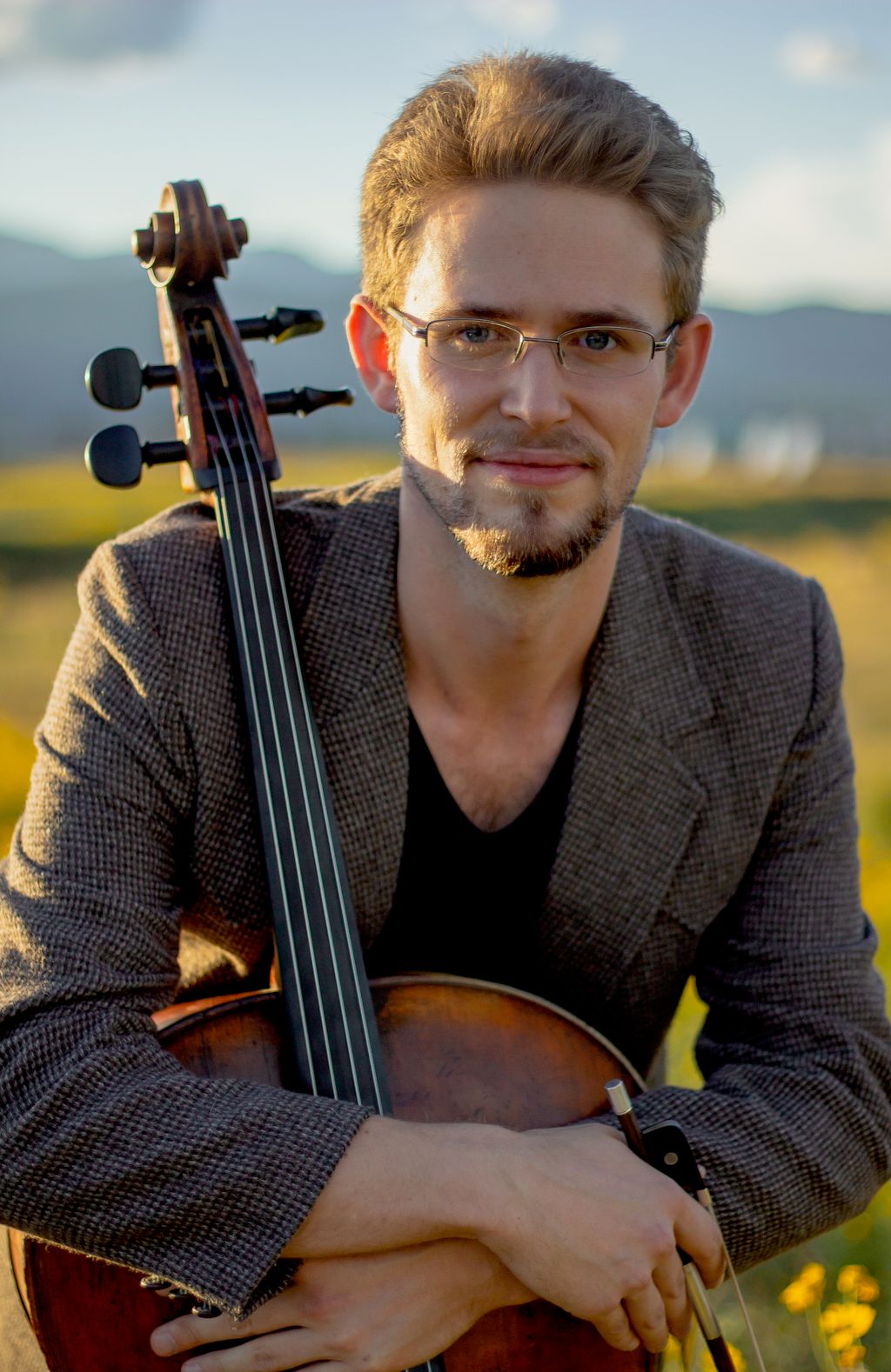 Zachary Mowitz, Cellist
