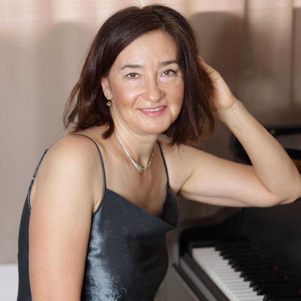 Online Piano and Flute Lessons with Olga