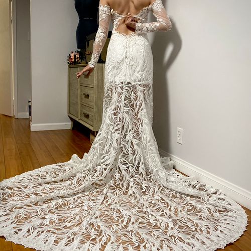 Custom wedding dress 