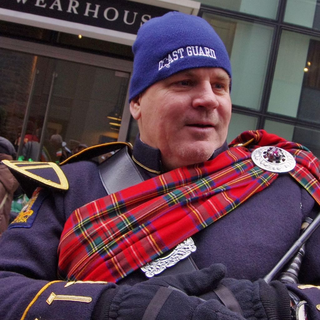 Simply Unique Assembly, Boat Handling & Bagpiper