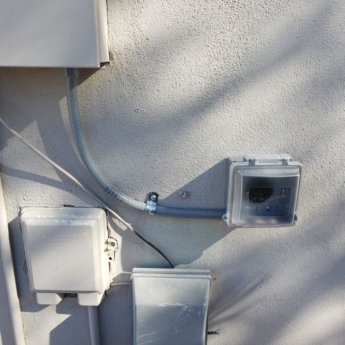 Outdoor Outlet