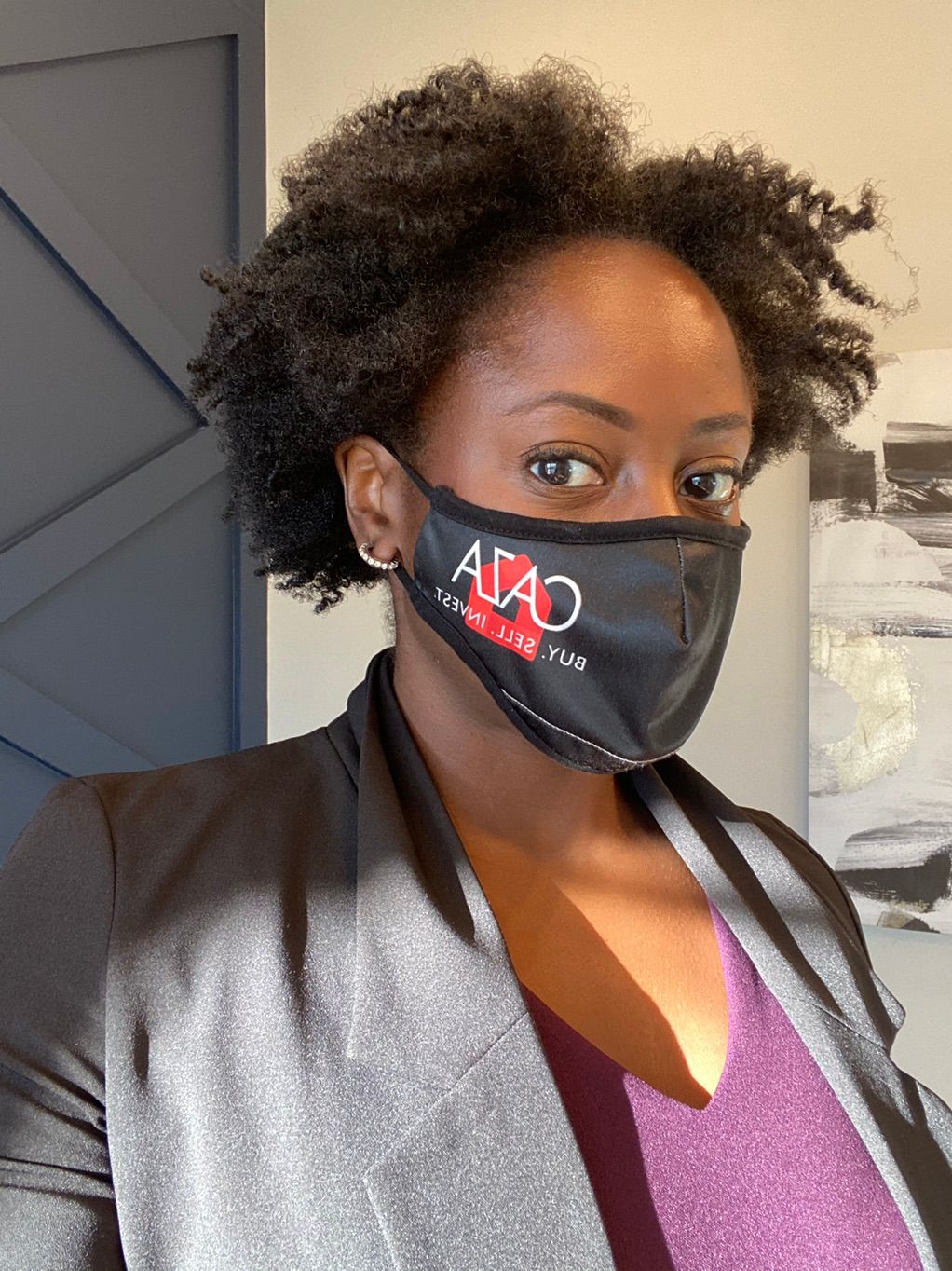 I can help you buy, sell or invest in real estate