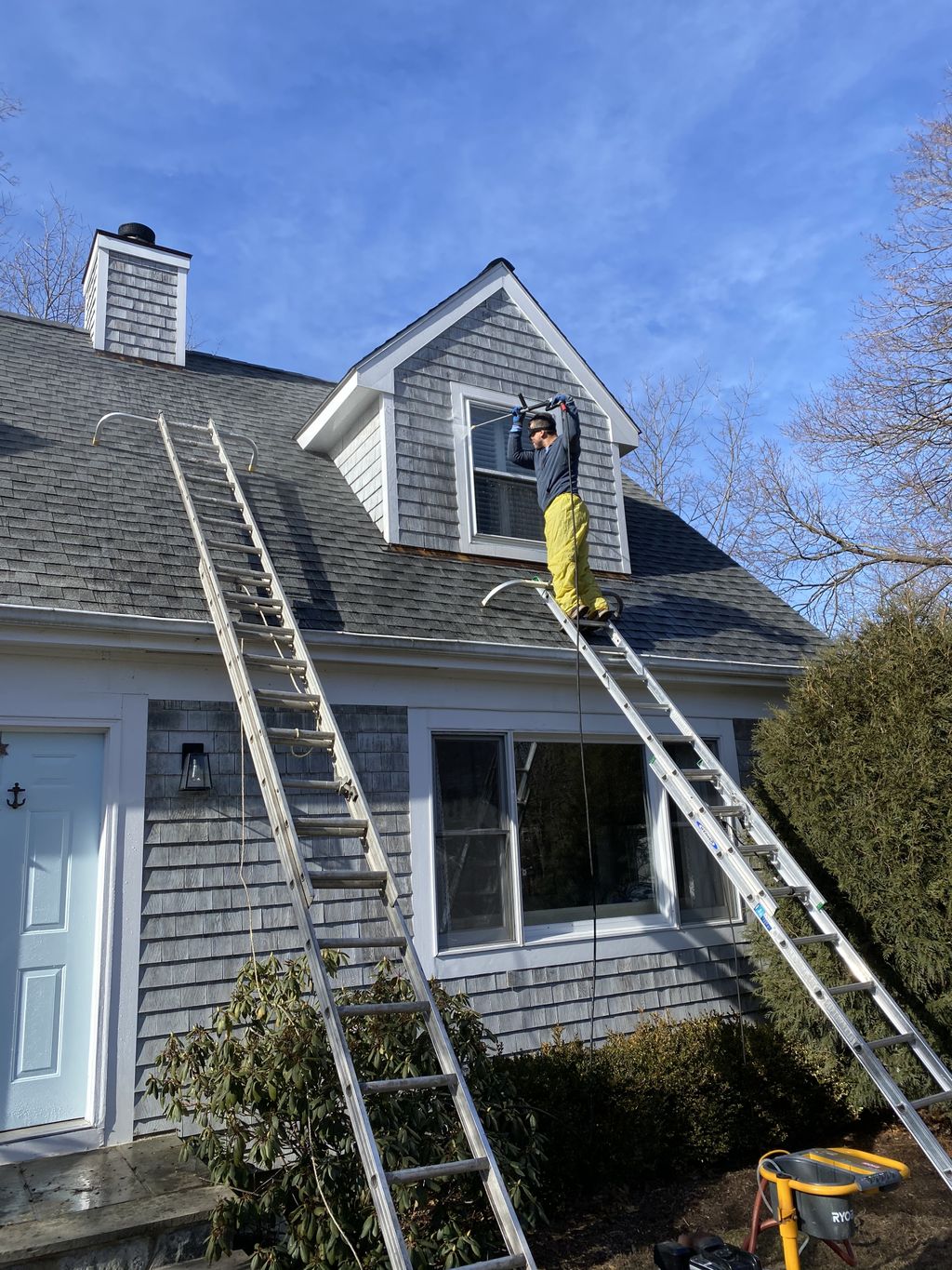 Roof Cleaning