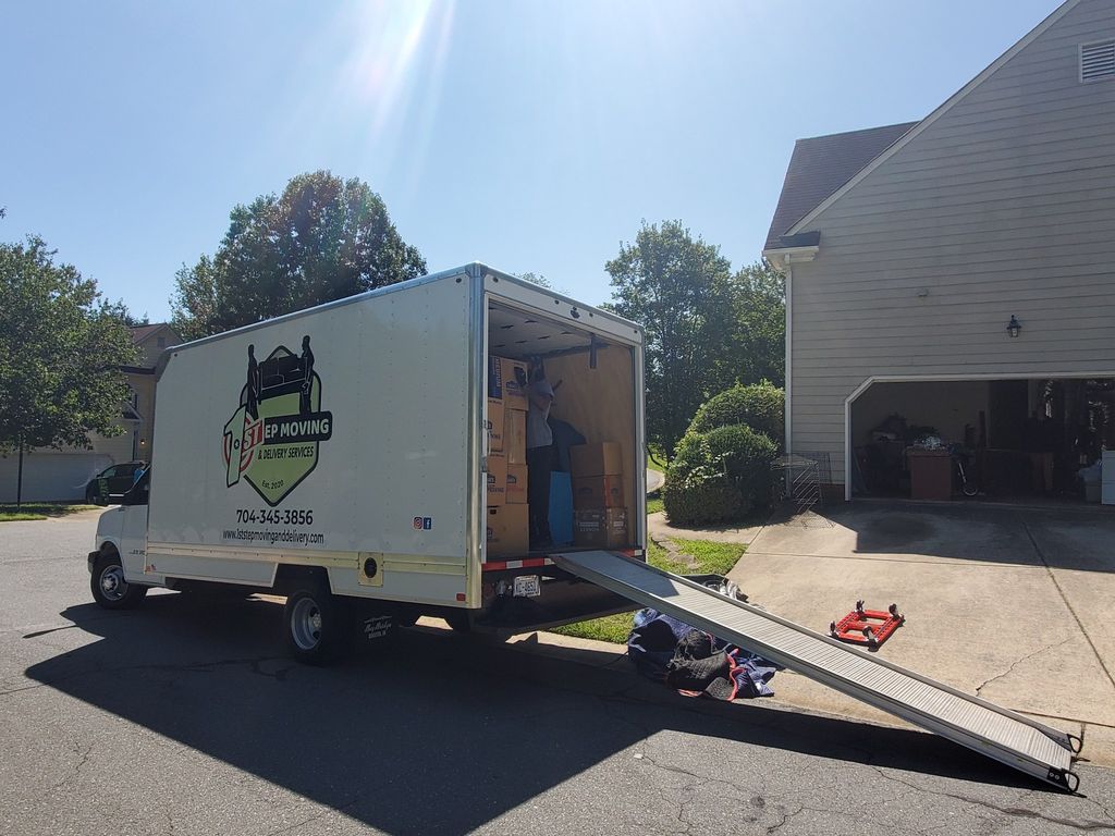 Local Moving (under 50 miles)