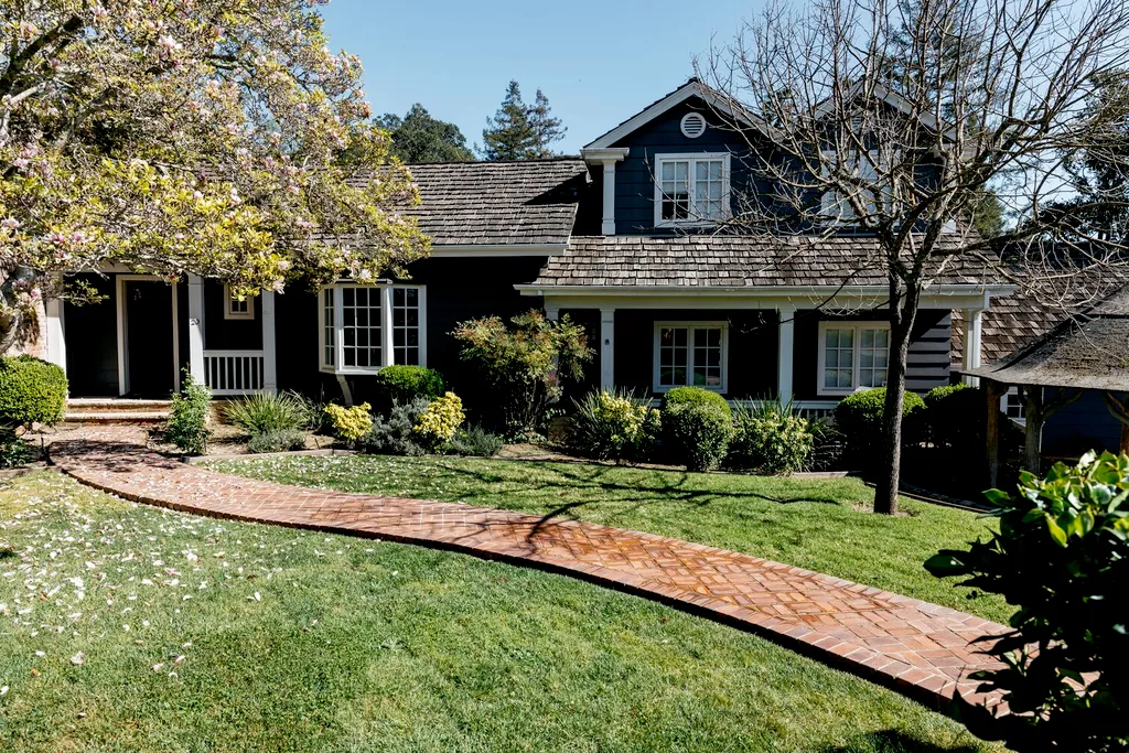 spring curb appeal ideas pressure wash