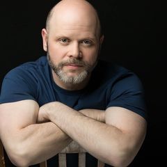 Adam Smith Headshots