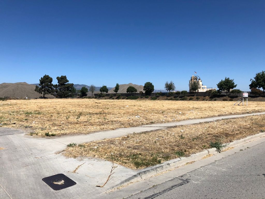 Commercial mowing 