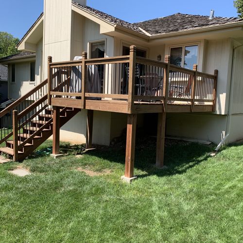 Deck Staining and Sealing