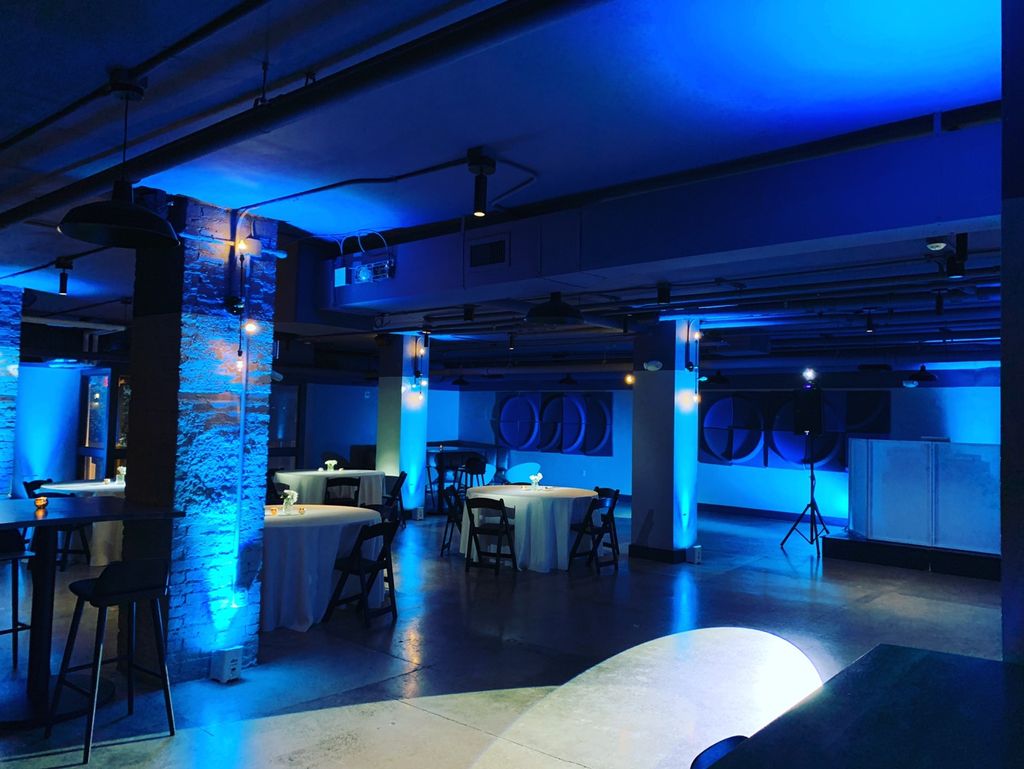 Uplighting and pinspot lighting