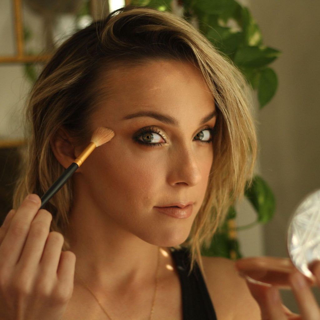 Kristen Gill (Makeup Artist)