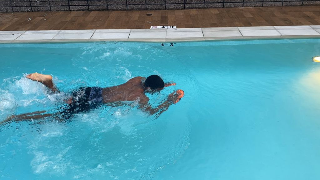 Swim lessons 