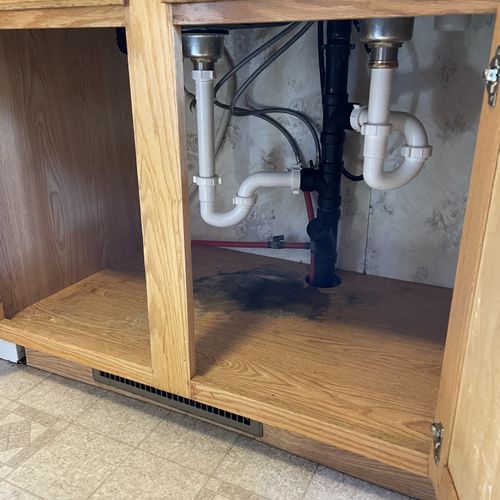 Leaking drain lines under kitchen sink replacement
