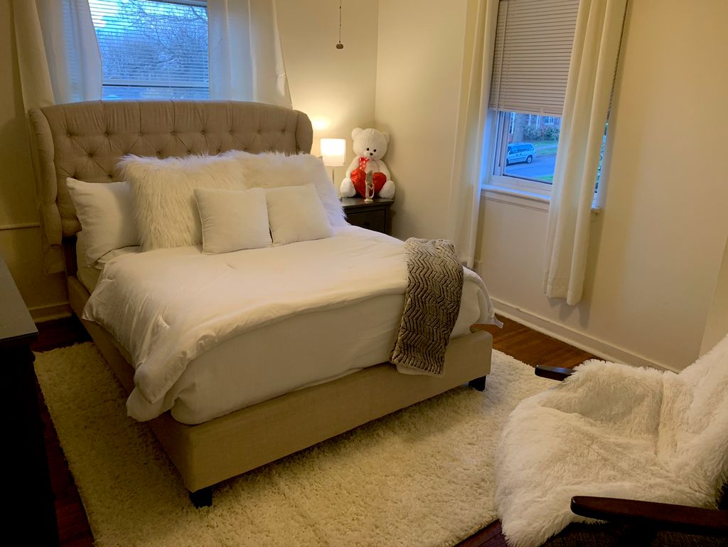 2 bed, 2 bathroom home.