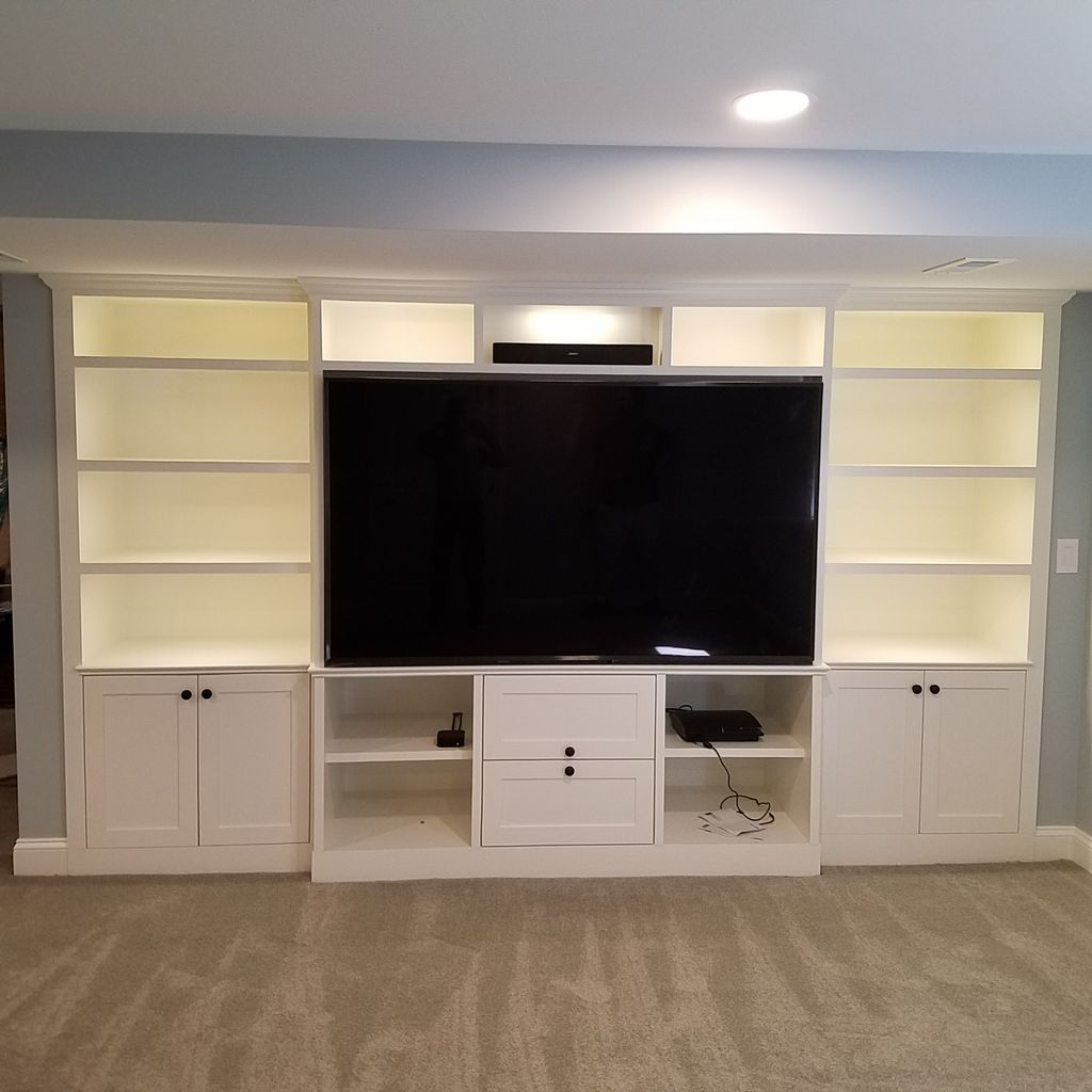 Custom entertainment
