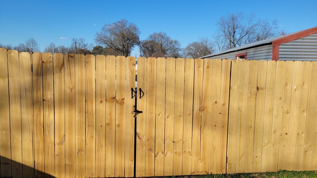 Great looking fence and has sopported the install 