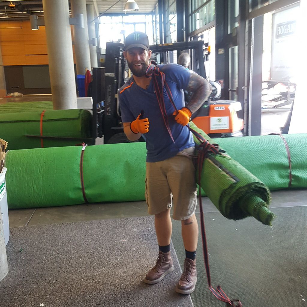 Huge Handyman