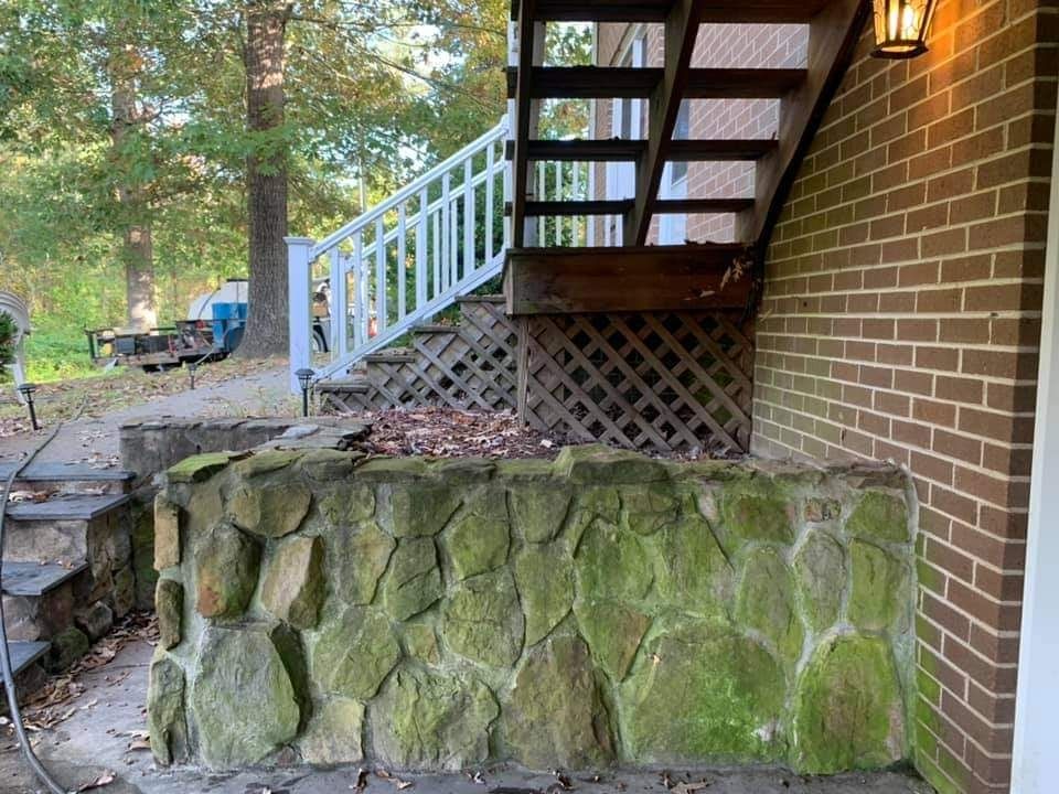 Pressure washing (before)