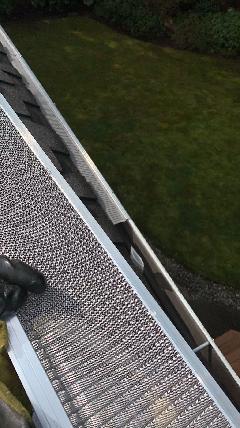 Gutters screen 