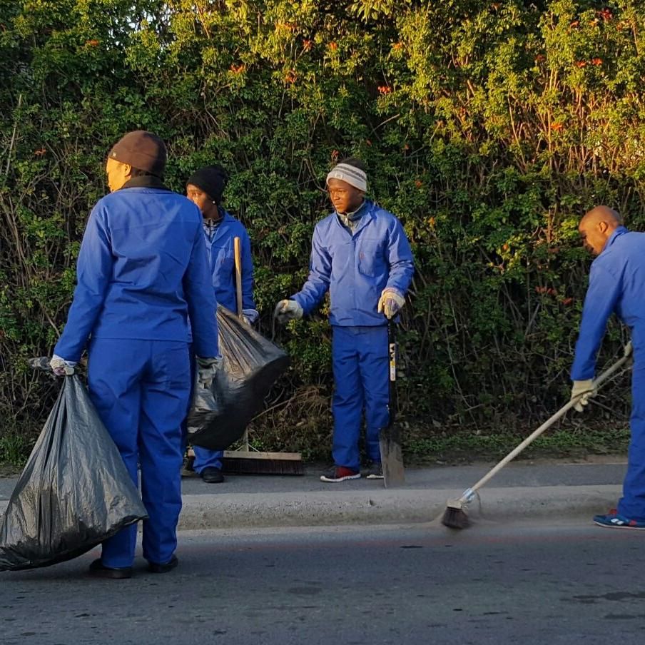 FMG Clean Team